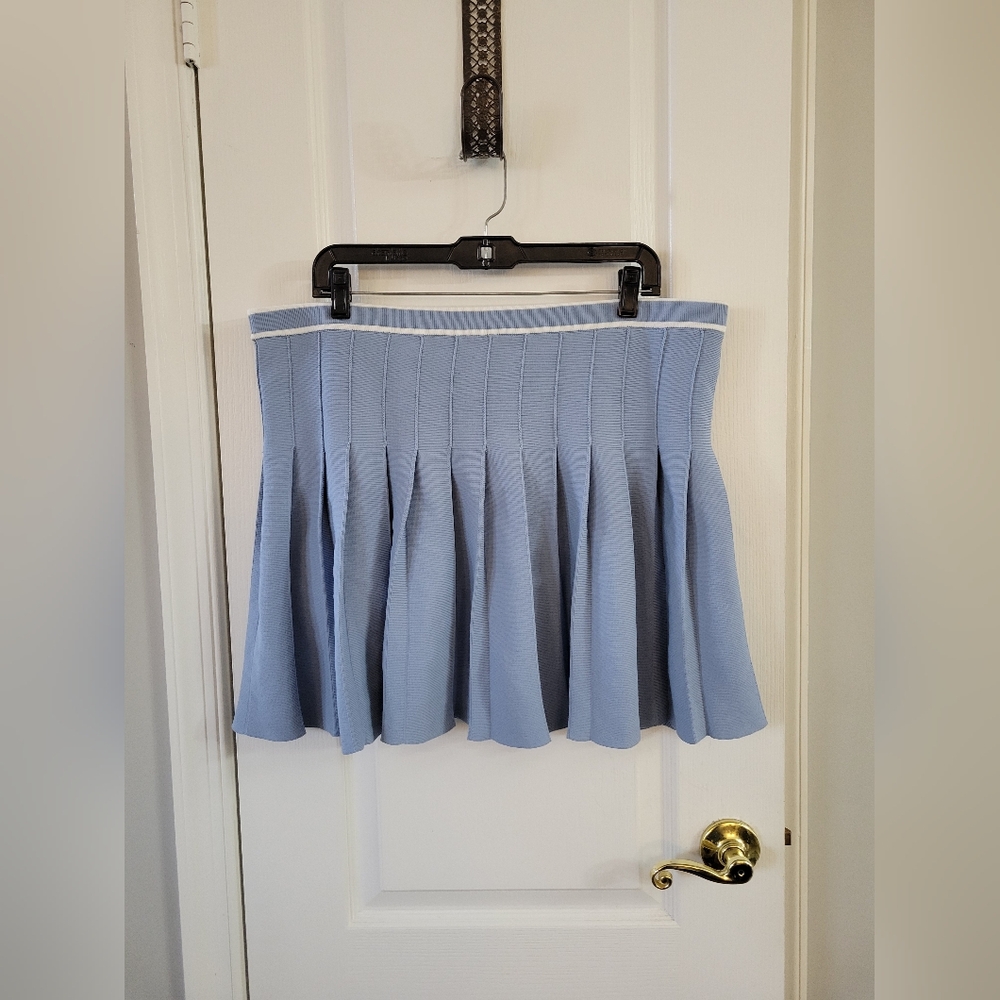 NWT H&M Dusty Blue Pleated Knit Mini Skirt Size XL Tennis Preppy Chic